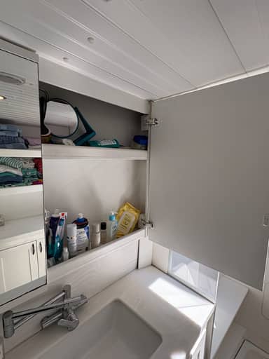 Interior photo 76 of 83