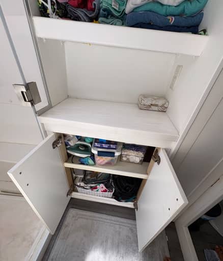 Interior photo 75 of 83