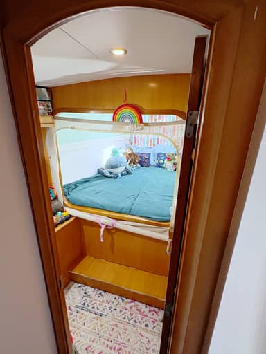 Interior photo 31 of 83