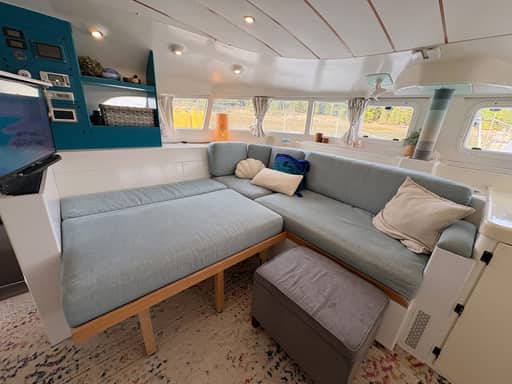 Interior photo 4 of 83