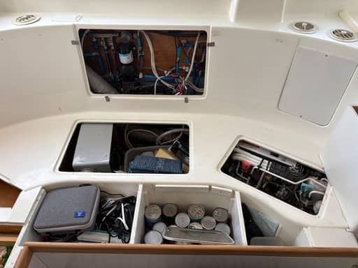 Interior photo 8 of 83